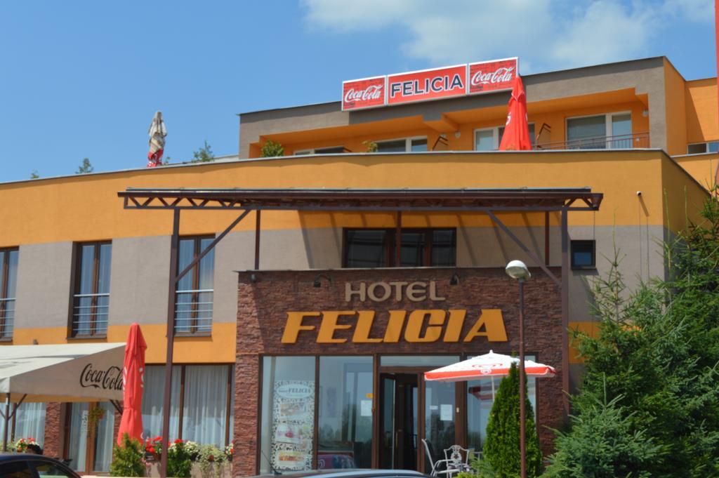 Hotel Felicia Kaluza Exterior photo